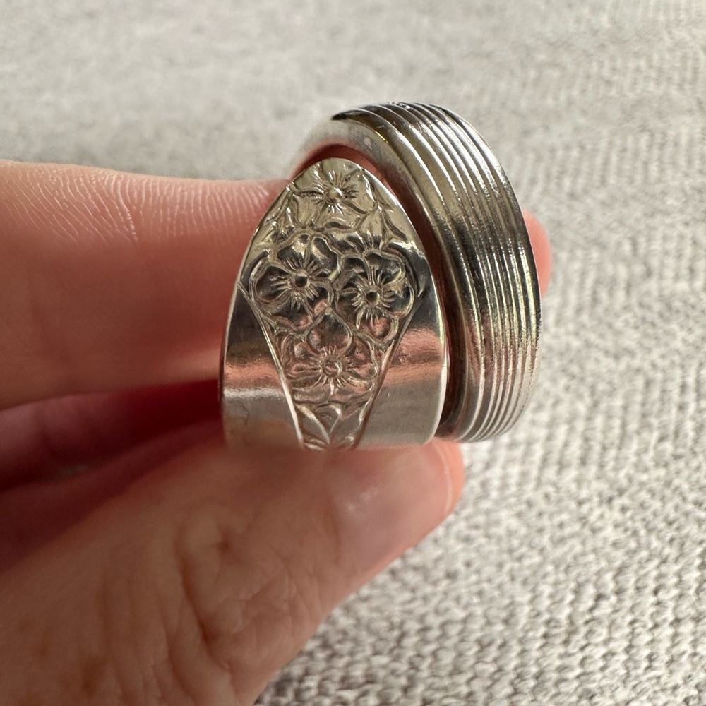 Spiral Spoon Ring - Picture 6 of 14